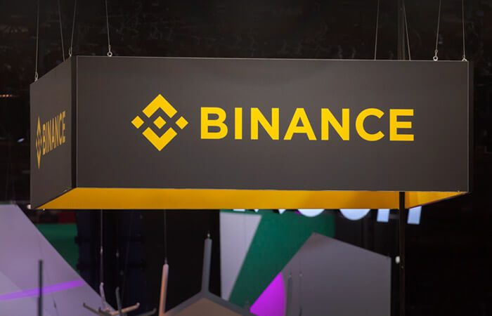 binance-priostanovila-tranzaksii-v-dollarakh-csha