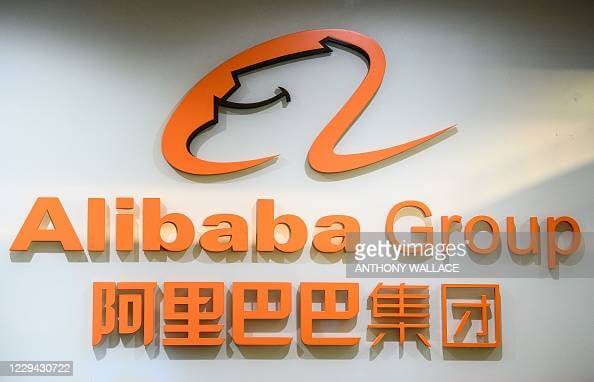 alibaba-group-holding-ltd- soobshaet-o-smene-top-menedjera