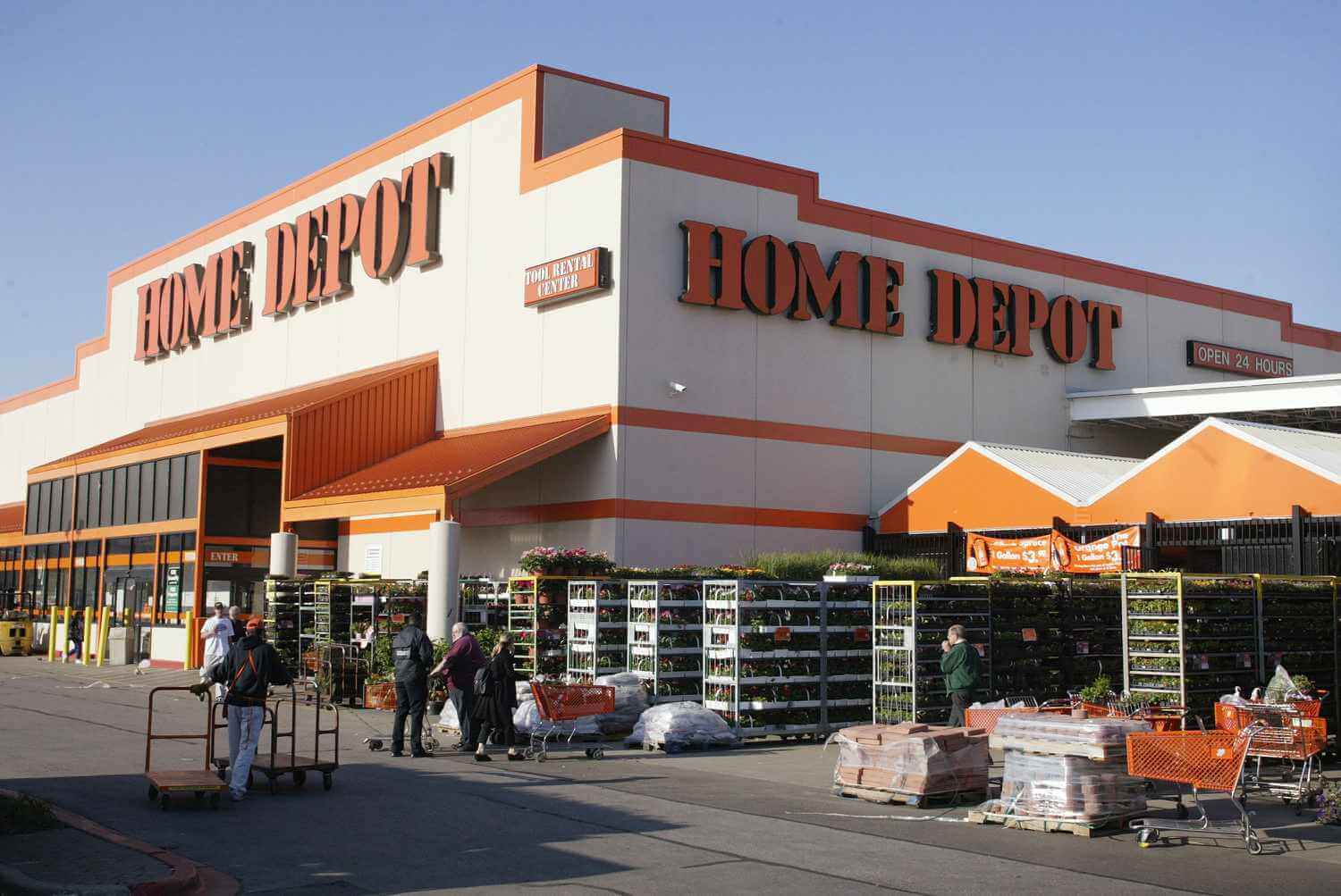 home-depot-prevzoshel-prognozi-po-dokhodam-vo-vtorom-kvartale